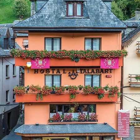 Hostal Talabart Лес Екстериор снимка
