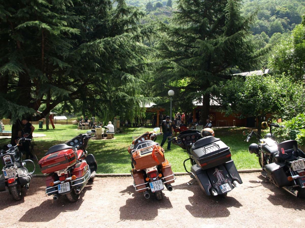 Hostal Talabart Лес Екстериор снимка