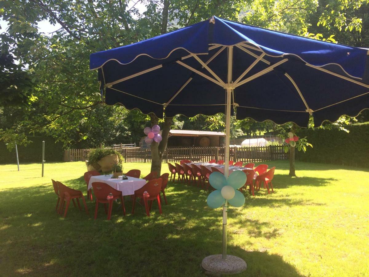 Hostal Talabart Лес Екстериор снимка